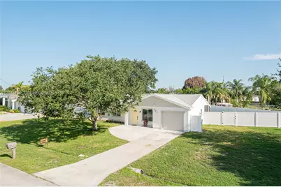 401 SW College Park Rd, Port Saint Lucie, FL 34953 - Photo 9
