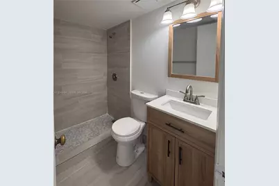 1820 W 53rd St #517, Hialeah, FL 33012 - Photo 7