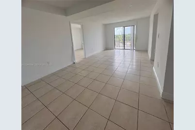 1820 W 53rd St #517, Hialeah, FL 33012 - Photo 5