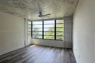 1705 Whitehall Dr, Davie, FL 33324 - Photo 17