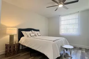 1705 Whitehall Dr, Davie, FL 33324 - Photo 27