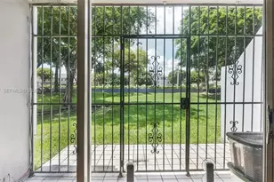 110 Fontainebleau Blvd, Miami, FL 33172 - Photo 23
