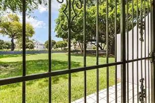 110 Fontainebleau Blvd, Miami, FL 33172 - Photo 19