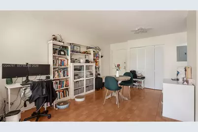 110 Fontainebleau Blvd #101, Miami, FL 33172 - Photo 15