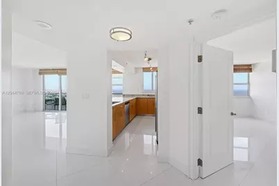 650 West Ave #2912, Miami Beach, FL 33139 - Photo 5