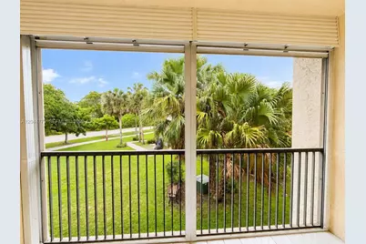 405 Lakeview Dr #202, Weston, FL 33326 - Photo 17