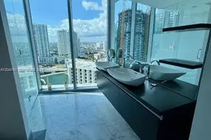 200 Biscayne Blvd Way, Miami, FL 33131 - Photo 17