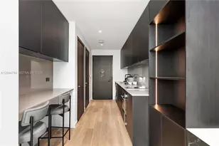 20 NE 11th, Miami, FL 33132 - Photo 7