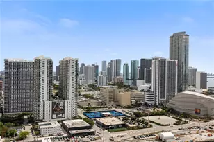 20 NE 11th, Miami, FL 33132 - Photo 27
