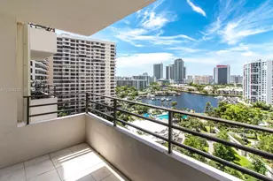 600 Three Islands Boulevard, Hallandale Beach, FL 33009 - Photo 19
