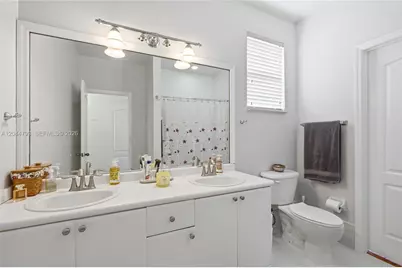 15125 SW 12th Ter, Miami, FL 33194 - Photo 17