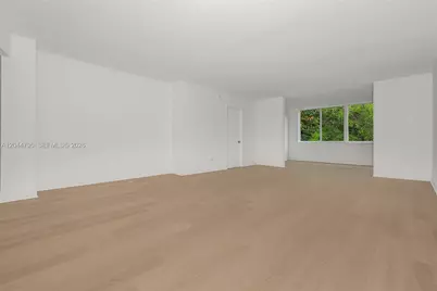 445 NE 195th St #326, Miami, FL 33179 - Photo 3
