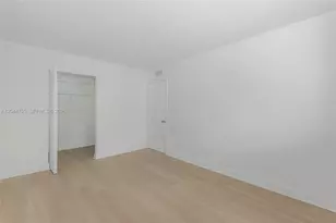 445 NE 195th St, Miami, FL 33179 - Photo 19