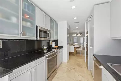 204 Washington Ave #13, Miami Beach, FL 33139 - Photo 11
