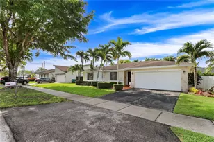 12730 SW 119th St, Miami, FL 33186 - Photo 3