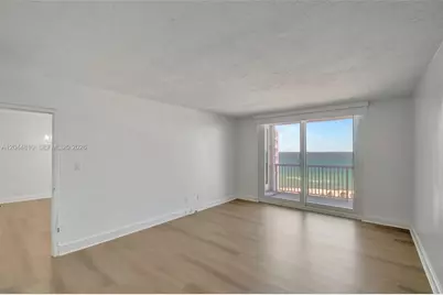5401 Collins Ave #928, Miami Beach, FL 33140 - Photo 9