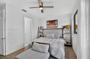 810 N 3rd Ave N, Lake Worth, FL 33460 - Photo 27