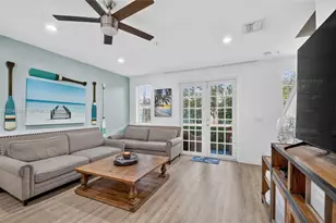 810 N 3rd Ave N, Lake Worth, FL 33460 - Photo 17
