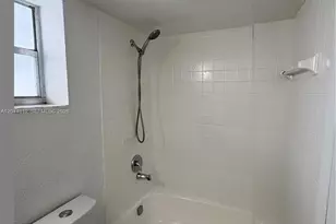 447 NE 195th St, Miami, FL 33179 - Photo 9