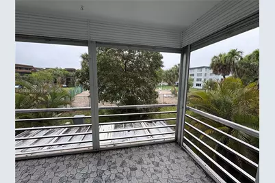 447 NE 195th St #214, Miami, FL 33179 - Photo 17
