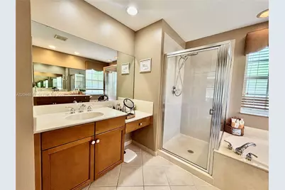 9109 Dupont Pl, Wellington, FL 33414 - Photo 31