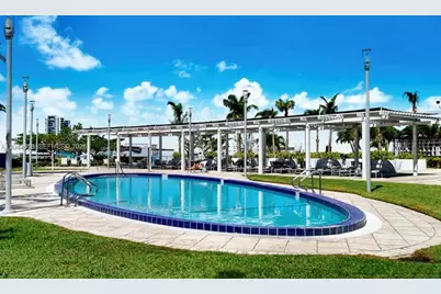 601 NE 36th St #1306, Miami, FL 33137 - Photo 17