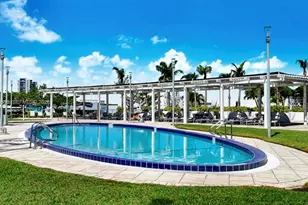 601 NE 36th St, Miami, FL 33137 - Photo 17