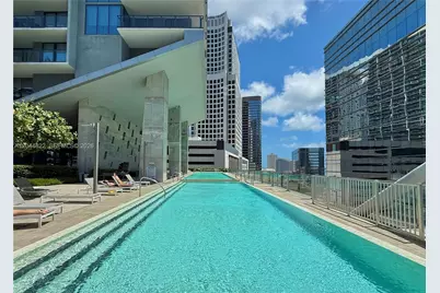 68 SE 6th St #810, Miami, FL 33131 - Photo 21