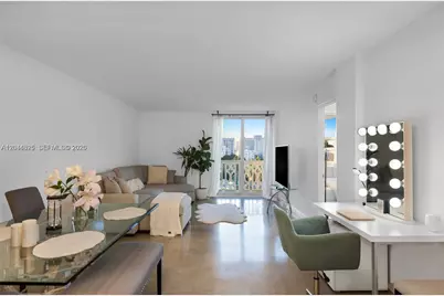 1020 Meridian Ave #816, Miami Beach, FL 33139 - Photo 3
