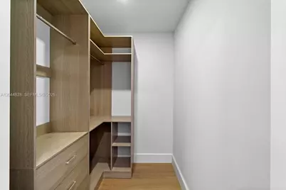 2479 NE 192nd St #308, Miami, FL 33180 - Photo 23