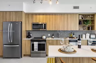 2150 N Bayshore Dr, Miami, FL 33137 - Photo 3
