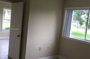 12870 Vista Isles Dr, Sunrise, FL 33325 - Photo 19