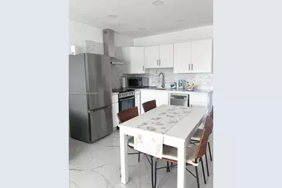340 S Oakridge  S #340, Deerfield Beach, FL 33442 - Photo 5