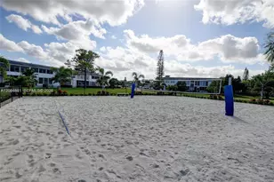 340 S Oakridge S, Deerfield Beach, FL 33442 - Photo 27
