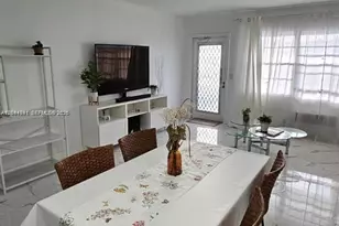 340 S Oakridge S, Deerfield Beach, FL 33442 - Photo 3