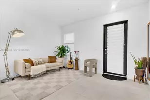 7819 NW 104th Ave, Doral, FL 33178 - Photo 15