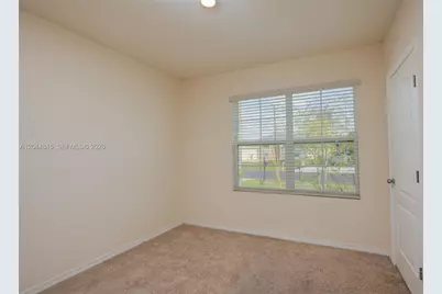 660 Cotulla Dr, Kissimmee, FL 34758 - Photo 7