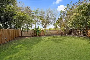 16546 SW 103rd Ln, Miami, FL 33196 - Photo 21