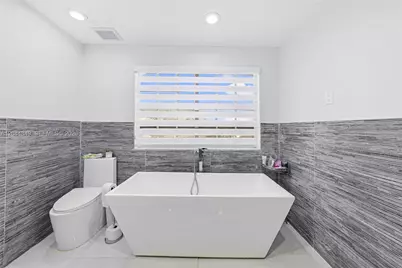 16546 SW 103rd Ln, Miami, FL 33196 - Photo 15