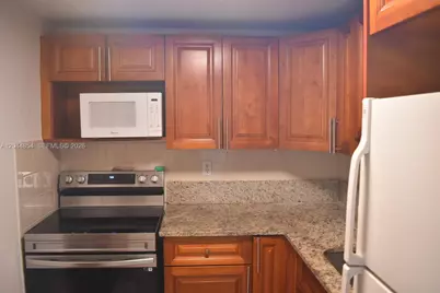 666 W 81st St #311, Hialeah, FL 33014 - Photo 17