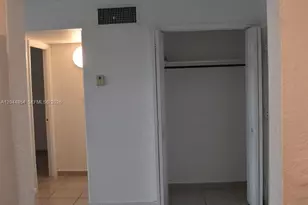666 W 81st St, Hialeah, FL 33014 - Photo 19