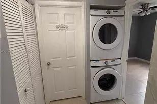 266 NW 60th Ave, Margate, FL 33063 - Photo 3