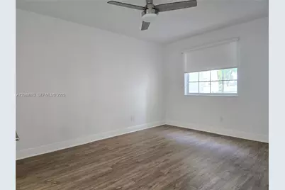 2890 N Oakland Forest Dr #102, Oakland Park, FL 33309 - Photo 9