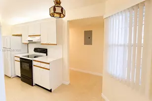 12900 SW 13th St, Pembroke Pines, FL 33027 - Photo 3
