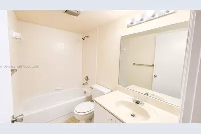 12900 SW 13th St #413E, Pembroke Pines, FL 33027 - Photo 5