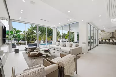 91 Fiesta Way, Fort Lauderdale, FL 33301 - Photo 13