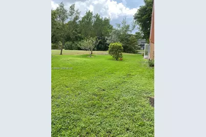 8838 W McNab Rd #104, Tamarac, FL 33321 - Photo 23