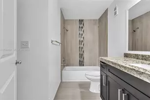 2341 NW 33rd St, Oakland Park, FL 33309 - Photo 19