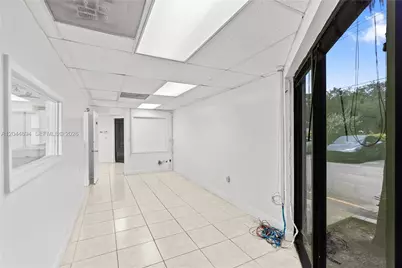 10297 NW 46th St #1A, Sunrise, FL 33351 - Photo 7