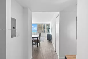 400 South Pointe Dr, Miami Beach, FL 33139 - Photo 5